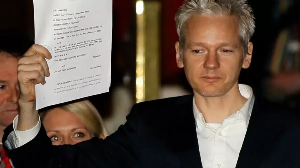 Julian Assange – The History of&nbsp;Torture!