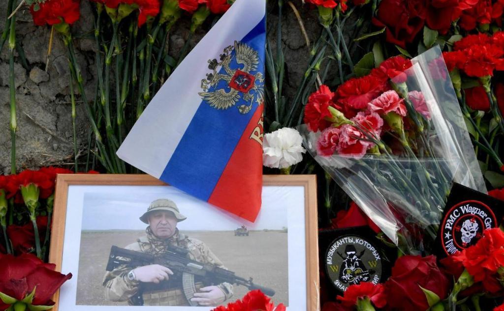 Buds of Revolution under Flag of&nbsp;Freedom